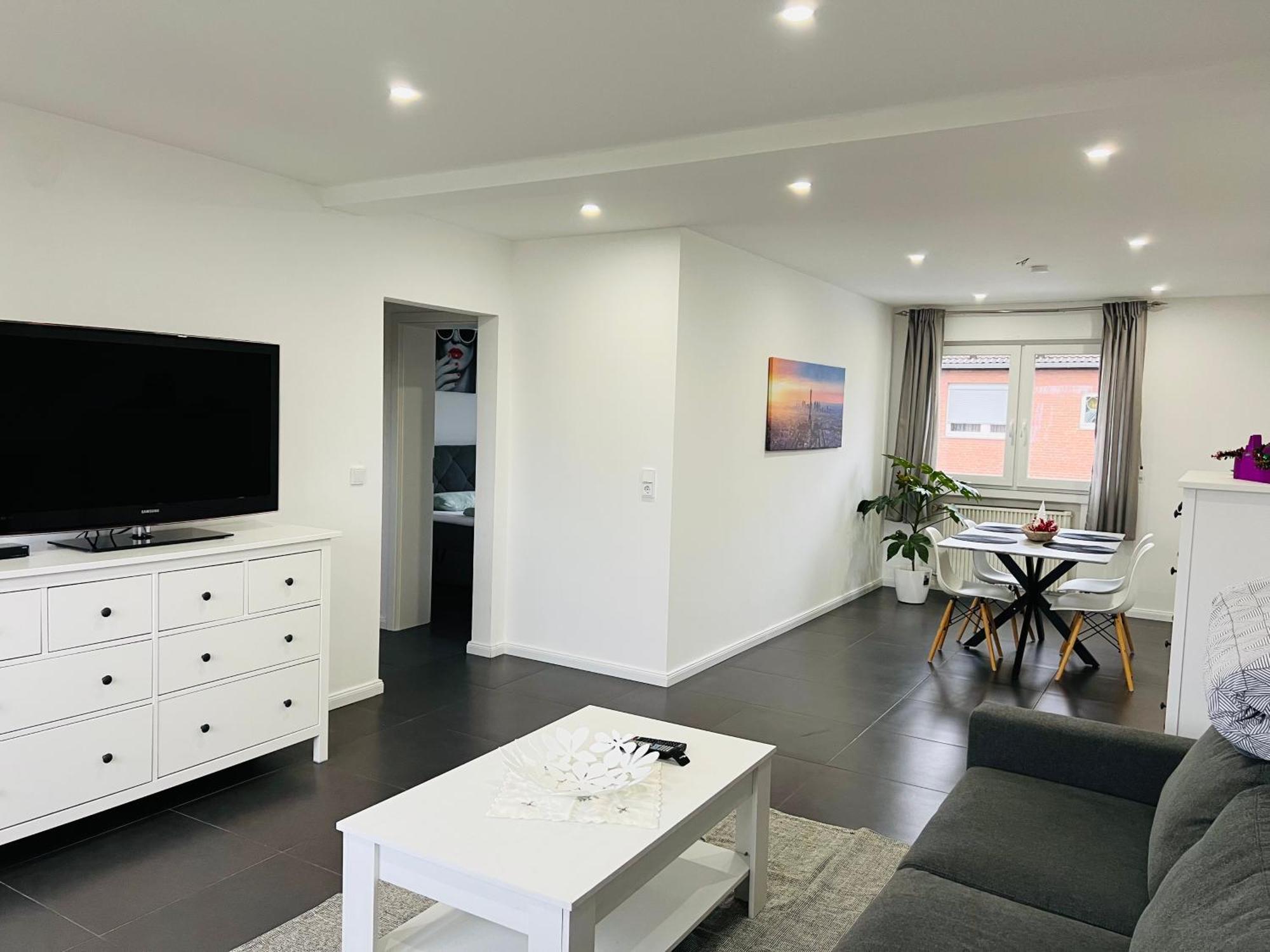 Elegante Apartment In Erftstadt Mit Balkon, Zentral, Bahnhof Nah, Phantasialand Bruehl Bei Cologne Exterior foto